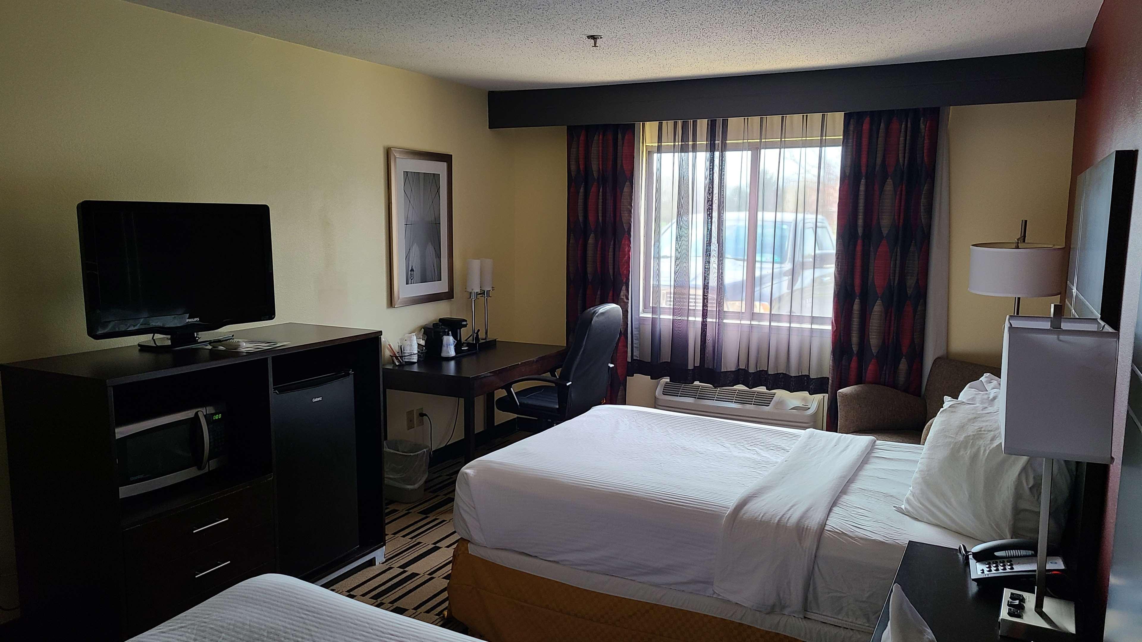 Best Western Shippensburg Buitenkant foto
